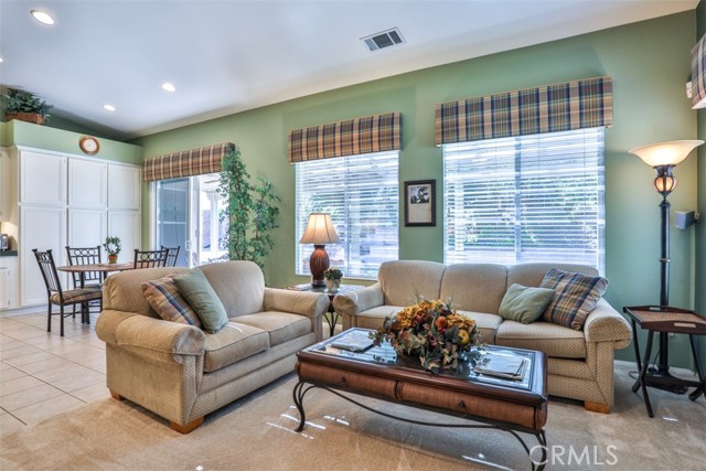 Detail Gallery Image 13 of 52 For 930 Mccall, Corona,  CA 92881 - 4 Beds | 2 Baths