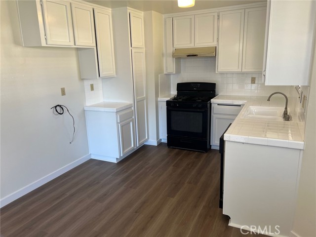 Detail Gallery Image 6 of 63 For 10643 Redwood, Hesperia,  CA 92345 - 3 Beds | 1 Baths