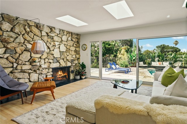34 Shady Vista Road, Rolling Hills Estates CA: https://media.crmls.org/medias/bcfabff5-2baa-427c-854c-f01bf646ee57.jpg