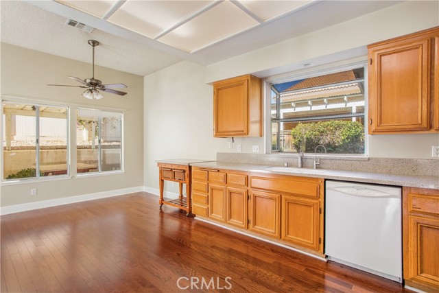 769 Amber Sky Street, Banning CA: https://media.crmls.org/medias/bcfb0044-0777-4177-a1e9-5d675ce9820d.jpg