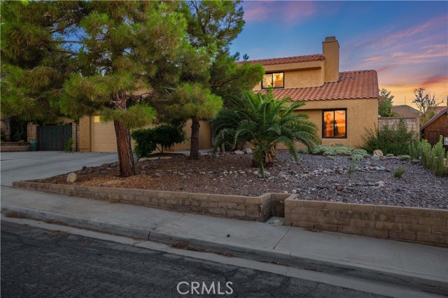 38225 6th W Street, Palmdale CA: https://media.crmls.org/medias/bcfb28e9-4602-4f89-bf84-fc99c08e77c2.jpg