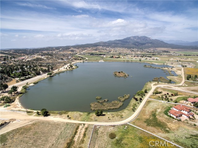 Image 22 of 35 For 712 Rolling Hills Drive