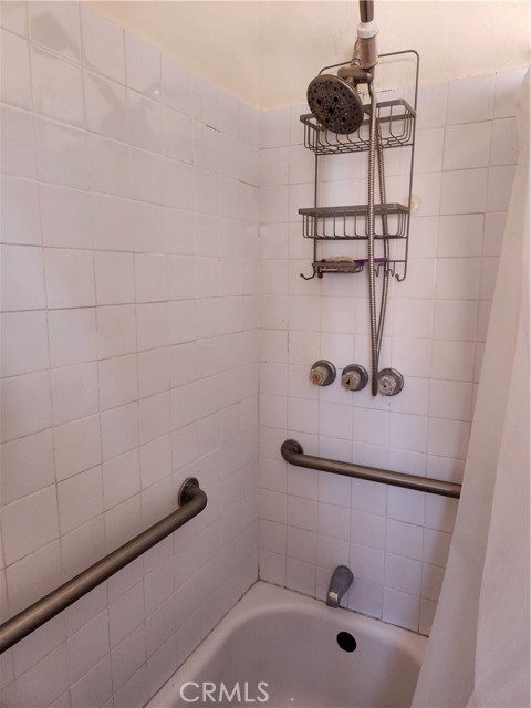 Detail Gallery Image 12 of 35 For 1502 S Redondo Bld, Los Angeles,  CA 90019 - – Beds | – Baths