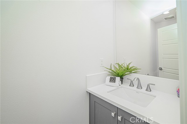 18292 Iris Lane, Yorba Linda CA: https://media.crmls.org/medias/bcfc2da2-0544-425e-b452-52c9c19ba360.jpg