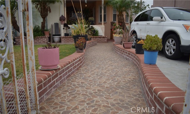 Detail Gallery Image 13 of 18 For 3219 Flower St, Huntington Park,  CA 90255 - 2 Beds | 1 Baths