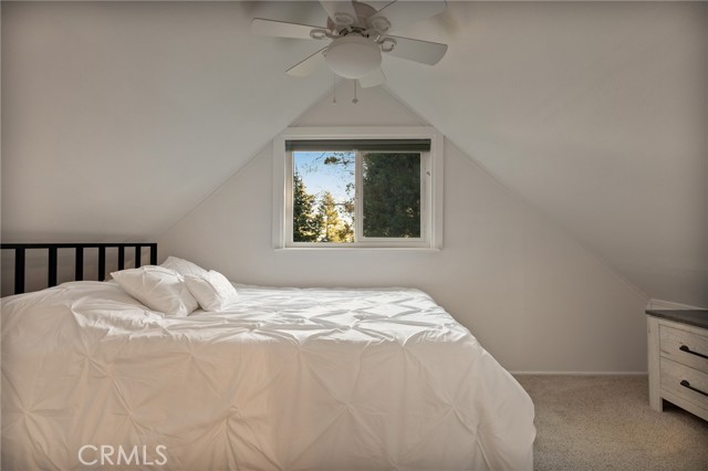 Detail Gallery Image 21 of 45 For 717 Crest Estates, Lake Arrowhead,  CA 92352 - 3 Beds | 3 Baths