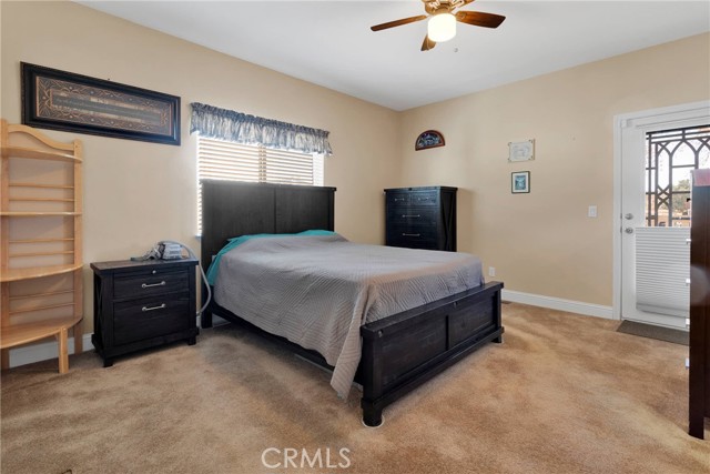 13393 Mariposa Road, Victorville CA: https://media.crmls.org/medias/bcfd510a-c96f-4af9-9ff7-ce7d877ac286.jpg