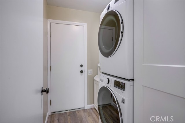 3209 S Center Street, Santa Ana CA: https://media.crmls.org/medias/bcfd90da-1f7a-4e4b-910e-5d9a6521f3b9.jpg