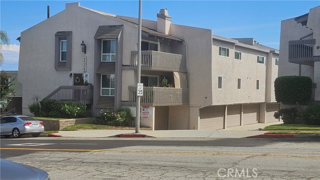 Detail Gallery Image 1 of 25 For 26116 Narbonne Ave #H,  Lomita,  CA 90717 - 2 Beds | 2 Baths