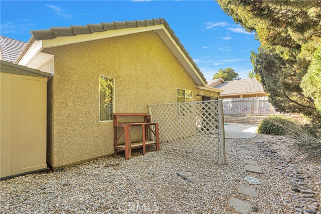 Detail Gallery Image 34 of 44 For 13200 Rain Shadow Rd, Victorville,  CA 92395 - 3 Beds | 2 Baths