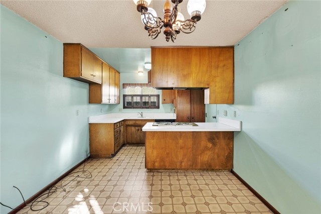 Detail Gallery Image 7 of 32 For 1405 Piute, Barstow,  CA 92311 - 3 Beds | 2 Baths