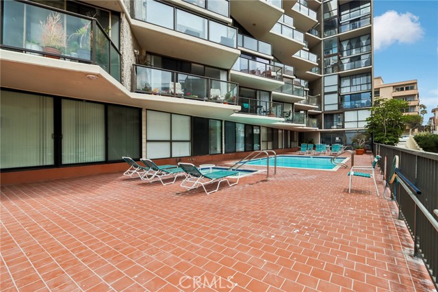 531 Esplanade, Redondo Beach, California 90277, 2 Bedrooms Bedrooms, 0 ,1 BathroomBathrooms,Residential,For Sale,Esplanade,0,PW26154247