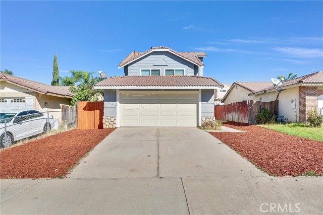 Detail Gallery Image 2 of 40 For 23642 Parkland Ave, Moreno Valley,  CA 92557 - 3 Beds | 2/1 Baths