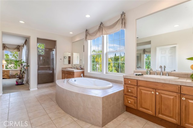 25808 Tennyson Lane, Stevenson Ranch CA: https://media.crmls.org/medias/bd007ef9-2286-4737-a7ca-ffd11096c0fa.jpg