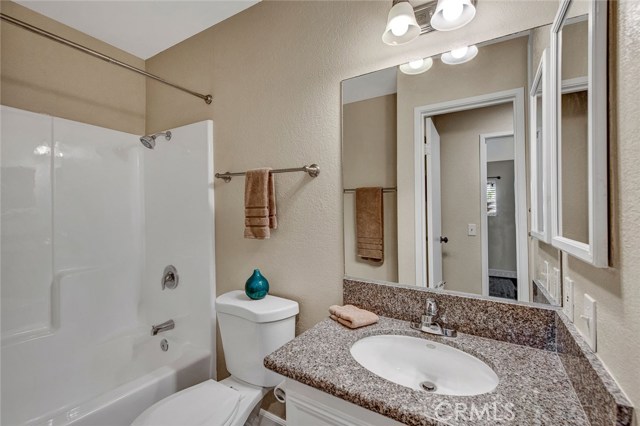 Image 15 for 420 Villa CT #105