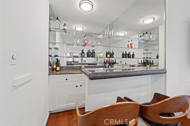 27093 Esward Drive, Calabasas CA: https://media.crmls.org/medias/bd01b14d-ae66-4309-81e0-3d6aa3320e24.jpg