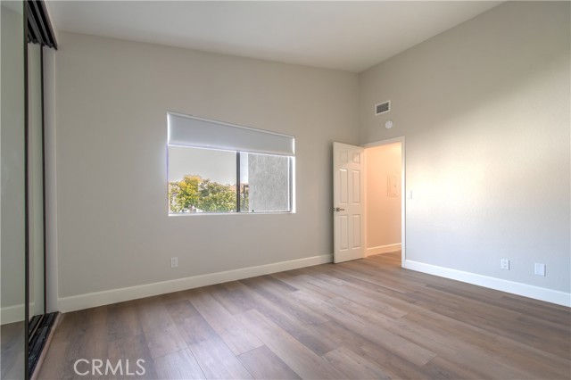 60 Greenmoor, Irvine CA: https://media.crmls.org/medias/bd020a4b-a68a-4046-b564-64d55e0f8281.jpg