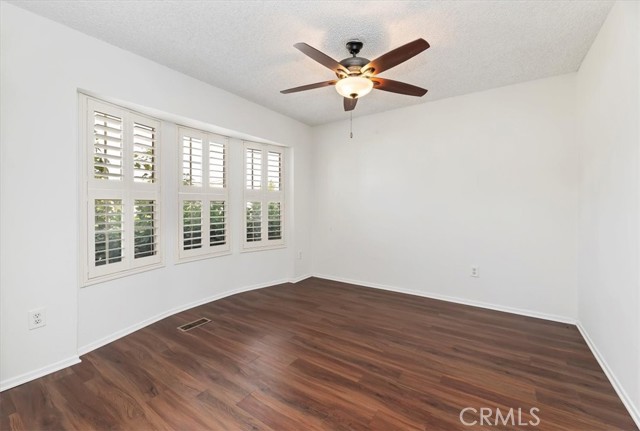 Detail Gallery Image 10 of 29 For 27250 Murrieta Rd #119,  Menifee,  CA 92586 - 2 Beds | 2 Baths