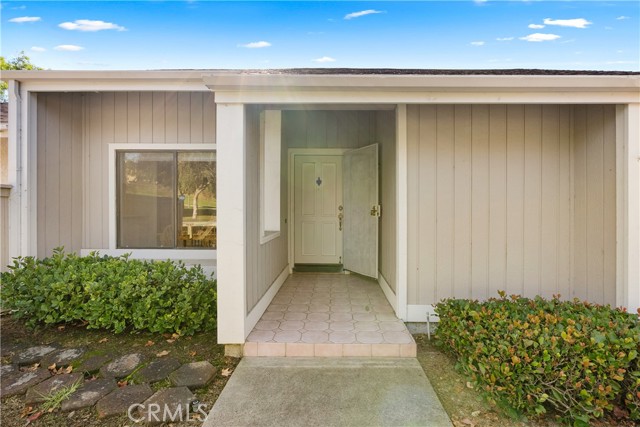 Detail Gallery Image 14 of 49 For 2 Autumn Hill Ln, Laguna Hills,  CA 92653 - 3 Beds | 1/1 Baths