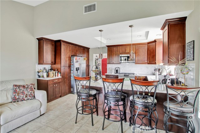 Detail Gallery Image 10 of 27 For 19975 Westerly Dr, Riverside,  CA 92508 - 3 Beds | 2 Baths