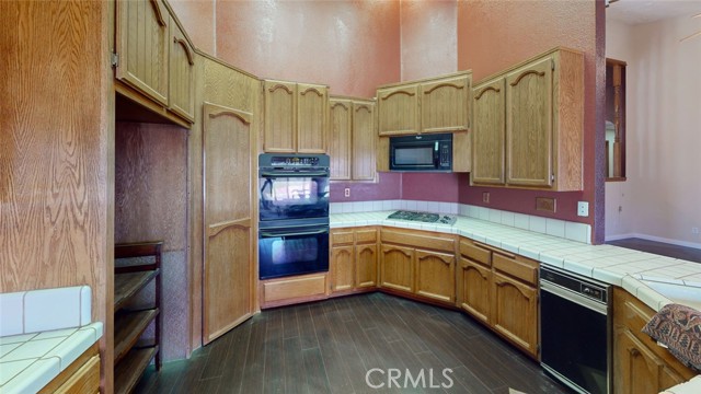 Detail Gallery Image 22 of 65 For 13889 Olathe Rd, Apple Valley,  CA 92307 - 5 Beds | 2/1 Baths