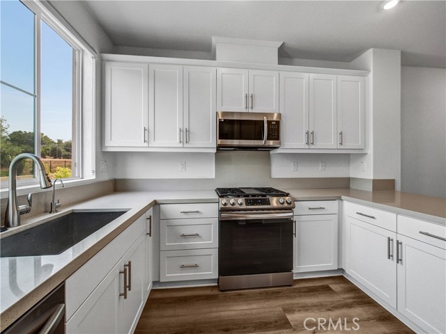 3788 Verdana Circle, La Verne CA: https://media.crmls.org/medias/bd05d6be-dcad-42ce-9286-2cf0e7675cee.jpg