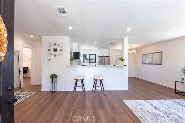 Detail Gallery Image 16 of 64 For 3240 Pacific Ave, Long Beach,  CA 90807 - 4 Beds | 3 Baths