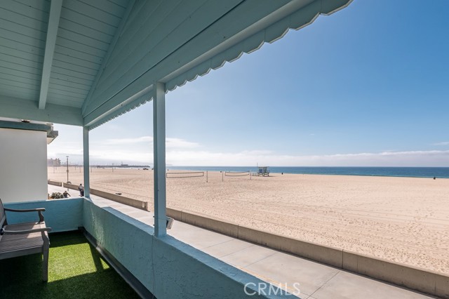 528 The Strand, Hermosa Beach, California 90254, ,Residential Income,For Sale,The Strand,SB24070261