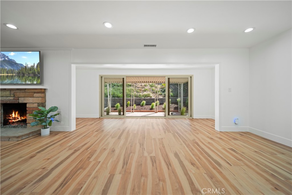 MLS #SR25093542 img 10