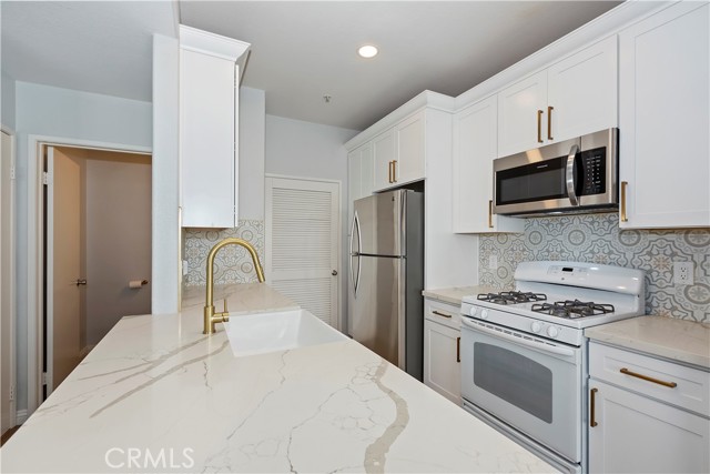 13133 Le Parc Boulevard, Chino Hills CA: https://media.crmls.org/medias/bd075ff9-57d7-45f2-ba07-ccc5324f03c7.jpg