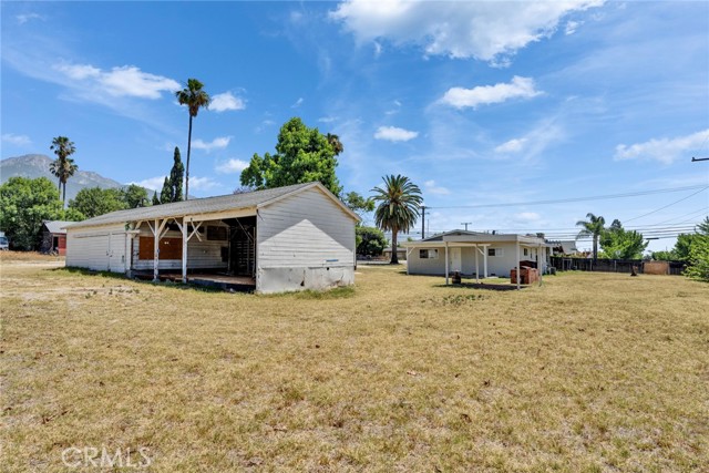 6910 Carnelian Street, Rancho Cucamonga CA: https://media.crmls.org/medias/bd07b519-f865-4a9e-8ddc-587926748203.jpg