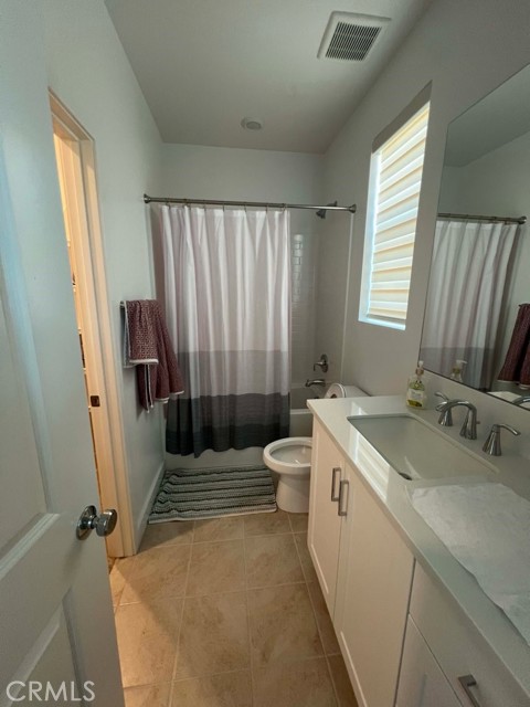 Detail Gallery Image 9 of 21 For 398 Merit, Irvine,  CA 92618 - 2 Beds | 2/1 Baths