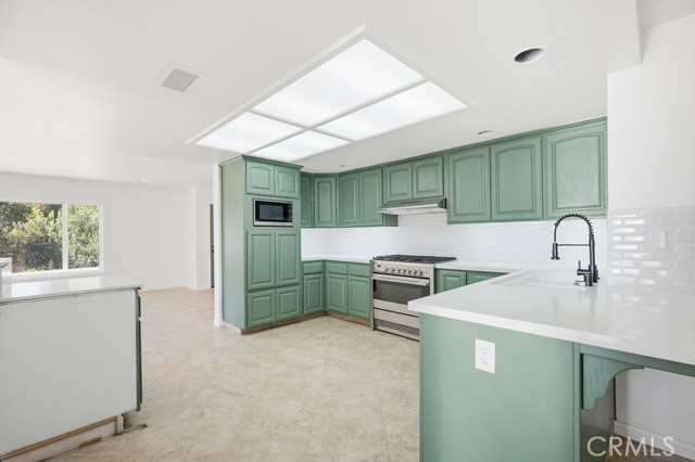 17380 Mockingbird Canyon, Riverside CA: https://media.crmls.org/medias/bd088ed2-2cf8-491e-a7a3-9aa2a2827b95.jpg