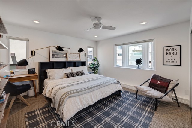 1111 Manhattan Ave, Hermosa Beach CA: https://media.crmls.org/medias/bd0892f4-3502-48aa-9ce2-2a5c08f56d45.jpg