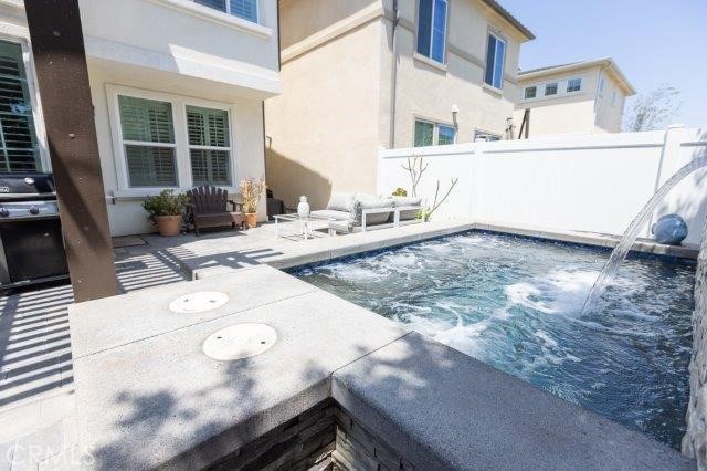 Bd0aa301 6d6d 42e6 8464 408266f3b2af