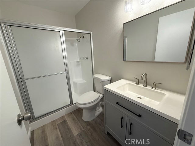 Detail Gallery Image 9 of 23 For 2421 Hawthorn, Escondido,  CA 92027 - 2 Beds | 2 Baths