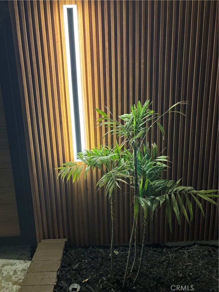 https://media.crmls.org/medias/bd0bf0ae-100a-4953-b3c8-21654f9cf403.jpg?preset=X-Large