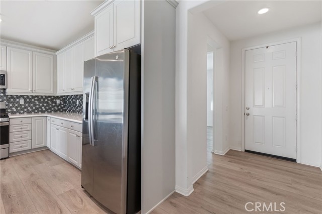 Detail Gallery Image 13 of 31 For 6135 W Avenue J9, Lancaster,  CA 93536 - 4 Beds | 2 Baths