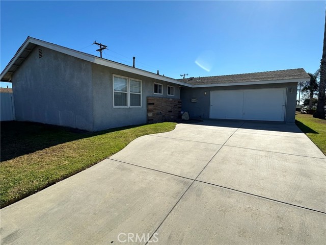 Detail Gallery Image 1 of 33 For 1130 W Kamala St, Oxnard,  CA 93033 - 3 Beds | 2 Baths