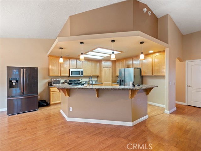 Detail Gallery Image 10 of 30 For 12550 Whispering Spring Rd, Victorville,  CA 92395 - 3 Beds | 2 Baths