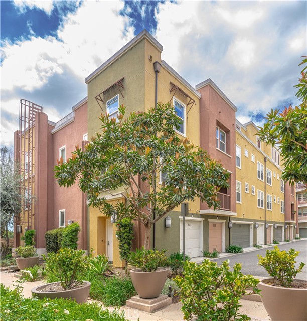 Front Image Thumbnail for CROC26074783