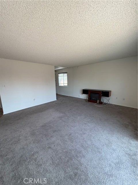 1564 Monte Vista Avenue, Rosamond CA: https://media.crmls.org/medias/bd0d2806-89be-45e4-9906-1aad8fbb9423.jpg