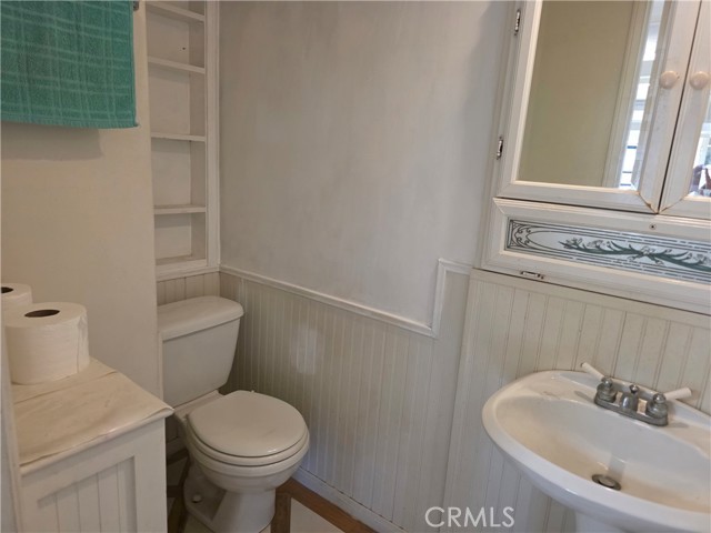 6257 E Golden Sands Drive, Long Beach CA: https://media.crmls.org/medias/bd0d80cd-8a5c-4cea-b471-7b7bea092323.jpg