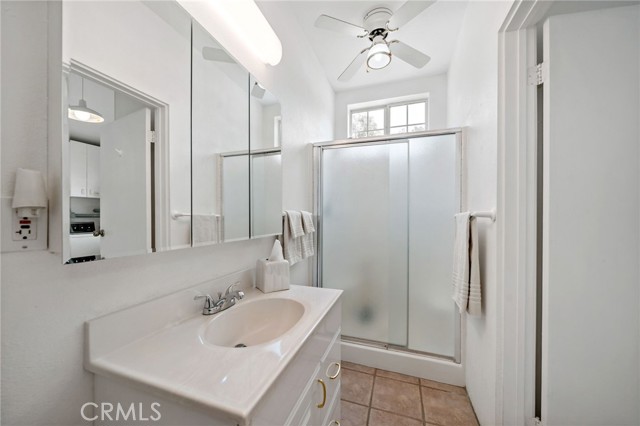 40555 Benji Lane, Hemet CA: https://media.crmls.org/medias/bd0d80e2-1fb3-4916-a8ed-953c113cf474.jpg