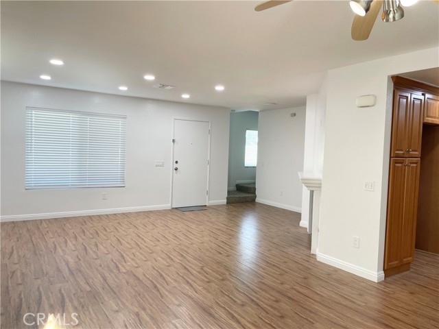 Detail Gallery Image 5 of 24 For 8380 Sunset Trail Pl #B,  Rancho Cucamonga,  CA 91730 - 3 Beds | 2/1 Baths