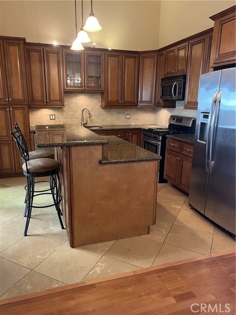 5044 Lakeview Avenue, Yorba Linda CA: https://media.crmls.org/medias/bd0e129b-5772-474b-87cd-3b6606ae65ca.jpg