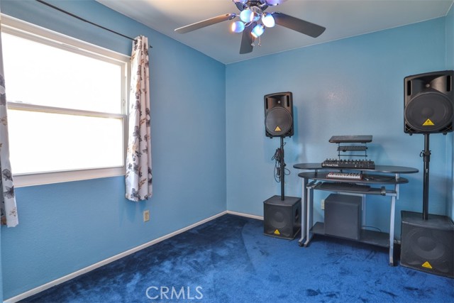 3012 Homer Circle, Jurupa Valley CA: https://media.crmls.org/medias/bd0ed83f-c055-49cd-8291-4a47adb1e79c.jpg