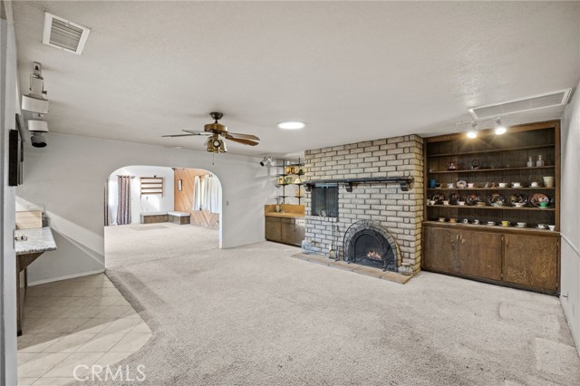 4949 California Avenue, Norco CA: https://media.crmls.org/medias/bd0fbf16-49f0-476e-b98a-ea5b63b34a11.jpg