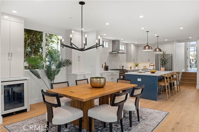 1212 19th Street, Hermosa Beach, California 90254, 4 Bedrooms Bedrooms, ,4 BathroomsBathrooms,Residential,For Sale,19th,SB26062974