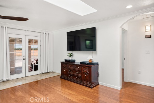 4190 County E Road, Orland CA: https://media.crmls.org/medias/bd123397-fd6f-46d9-af49-3161e5a21173.jpg